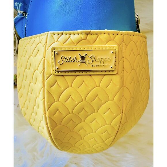 *NEW* Stitch Shoppe By Loungefly Lilo & Stitch Figural Pineapple Crossbody & Pin - Picture 5 of 8